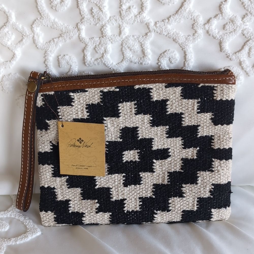 Patricia Nash-Ballari Hand-Dyed Cotton Dhurry Black& White Aztec Clutch/Wristlet